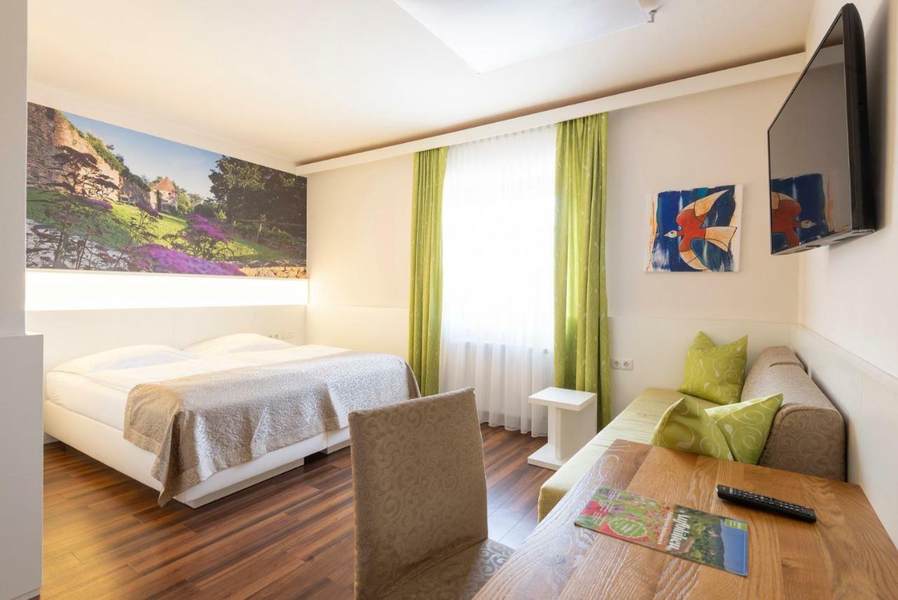 Gasthof Pack "Zur Lebing Au" ฮาร์ทแบร์ก ภายนอก รูปภาพ